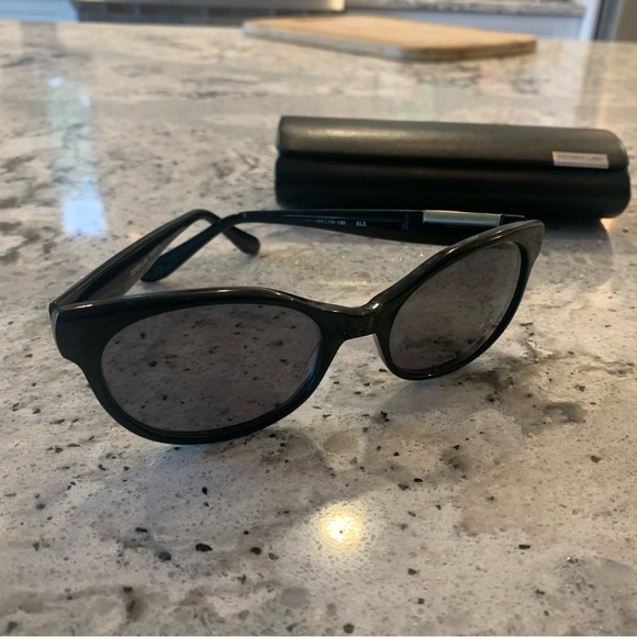 Derek Lamb sunglasses.  Hardly ever worn. Like new. - Picture 3 of 3